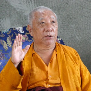 Khenpo Tsültrim Gyamtso Rinpoche